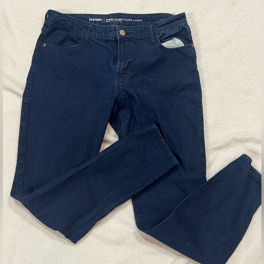 Jean Bundle - Picture 2 of 5